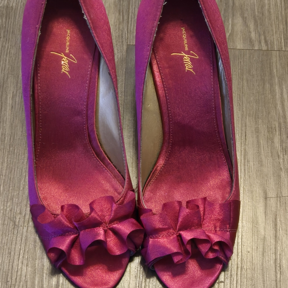 Jacqueline Ferrar Magenta Peep-Toe Heels